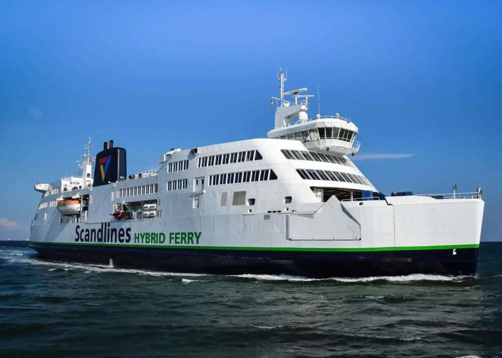 A 14.4% saving in fuel consumption on Scandlines' 'Prinsesse Benedikte' highlights the benefits of batteries in the ro-pax sector