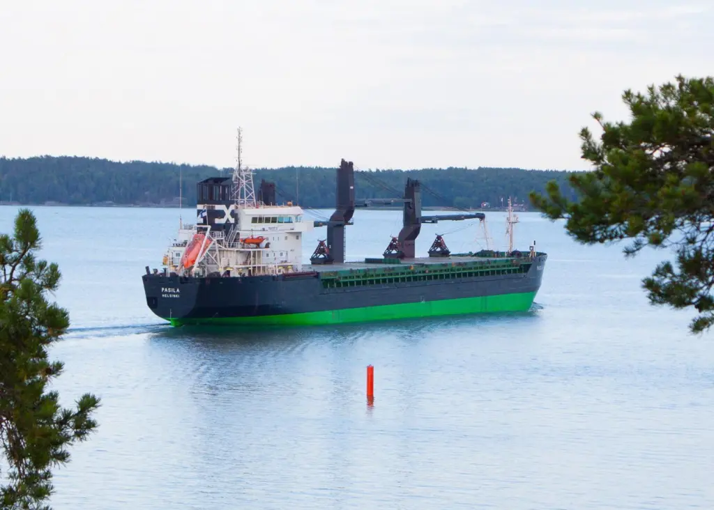 Alongside environmental efforts ESL Shipping cut noise at port and invested in safety- and efficiency-boosting autonomy research projects in 2017