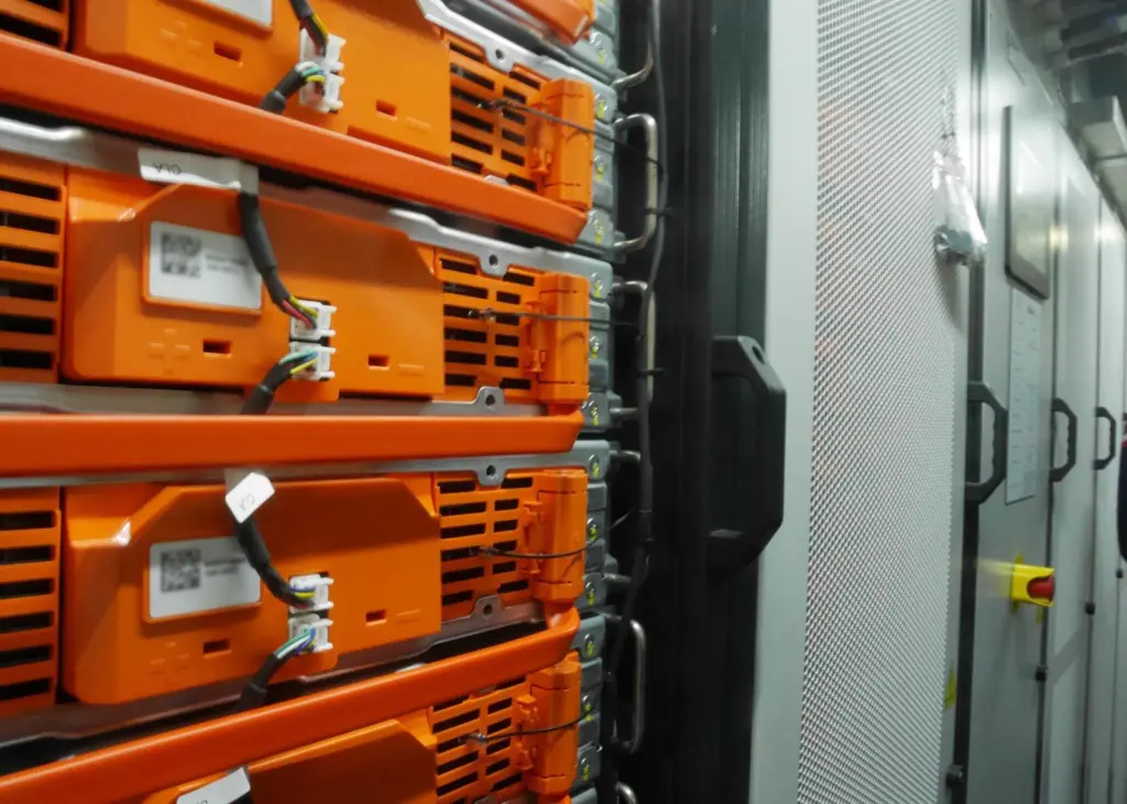 DNV GL has launched a project designed to advance the understanding of the use of lithium-ion batteries in the shipping industry