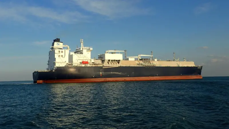 A ninth gas carrier for GasLog will be built with two 5X72DF main engines, pushing WinGD's orders for the X-DF series to 100.