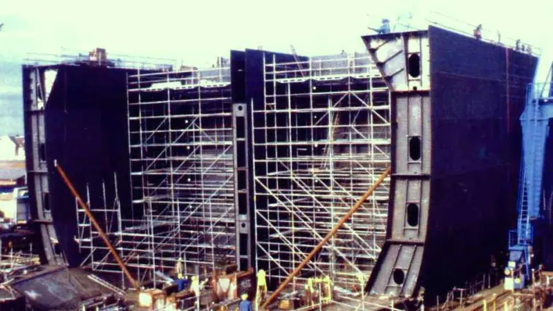 Lindenau Werft in its tanker newbuilding heydey (credit: Tom Todd)