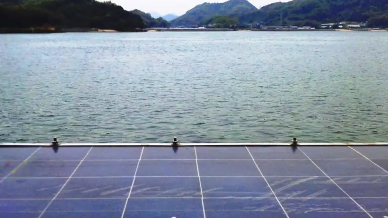 Aquarius Marine Solar Power system