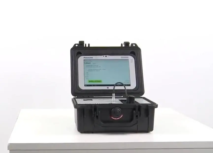 FastBallast uses the Single Turnover One Pulse (STOP) method as an accurate methodology for portable ballast water sampling Photo: CTG