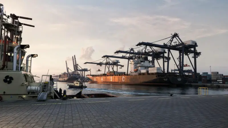 Albwardy Damen is keen to support the continued success of Sohar Port and Freezone Photo: Damen