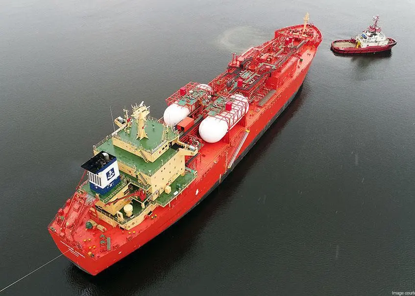 The 'Navigator Aura' features the world's first two-stroke engine to be converted to burn ethane fuel (credit: Navigate Gas)
