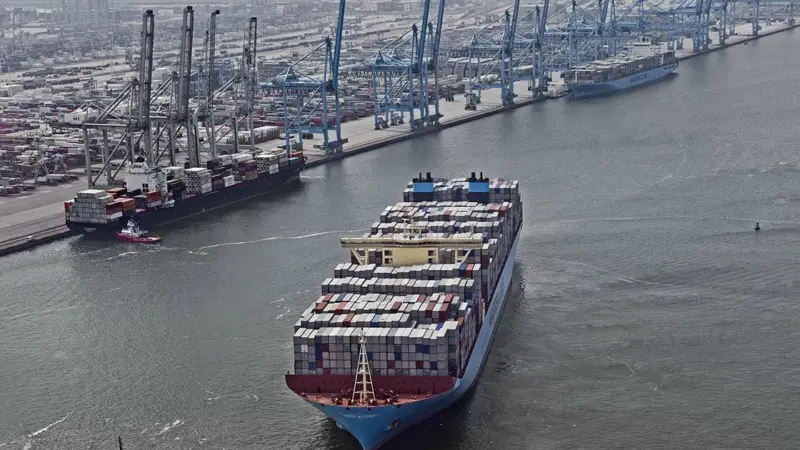This first joint initiative between the two parties will cater for around 20% of Maersk global demand for sulphur compliant fuel Photo: Maersk