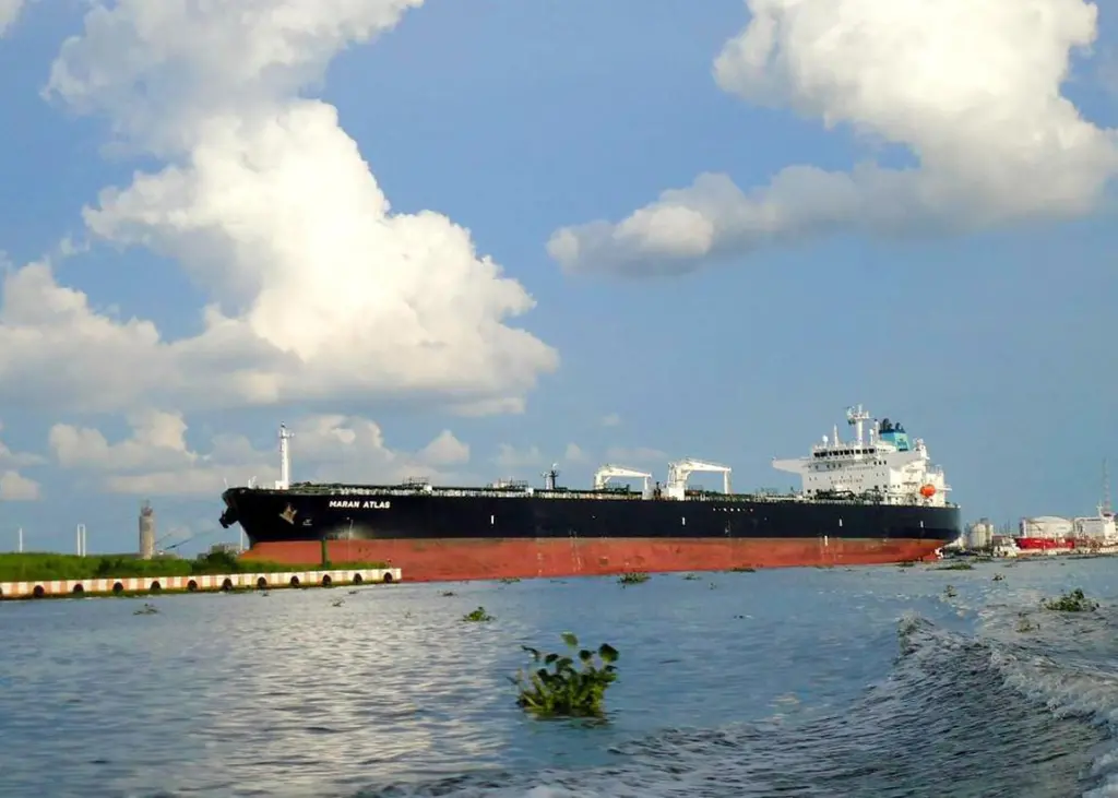 Sembmarine will fit 13 ballast water systems and four scrubbers to 13 Suezmax and VLCCs owned by Maran Tankers (credit: Maran Tankers)