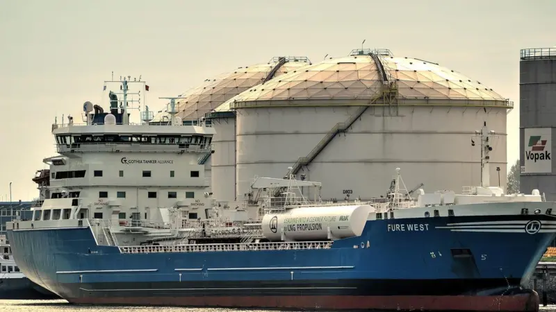 00_86124_tanker-2875593_1280