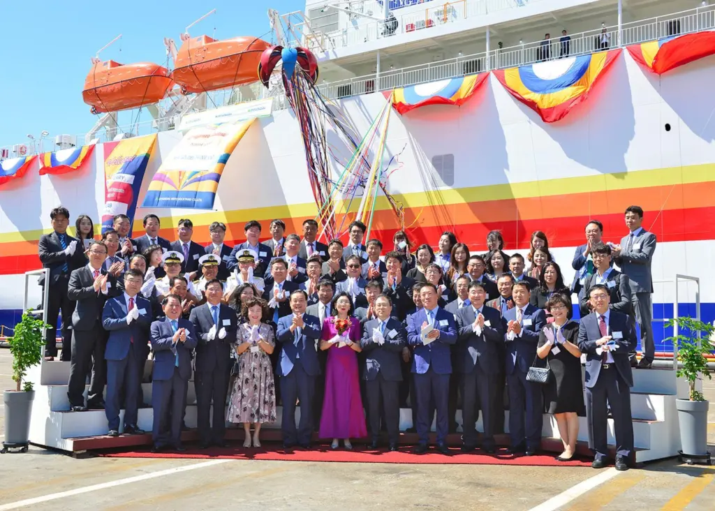 The 'New Golden Bridge VII' represents valuable firsts in the ropax sector for Hyundai Mipo Dockyard and HiMSEN engines (credit: Hyundai Mipo Dockyard)
