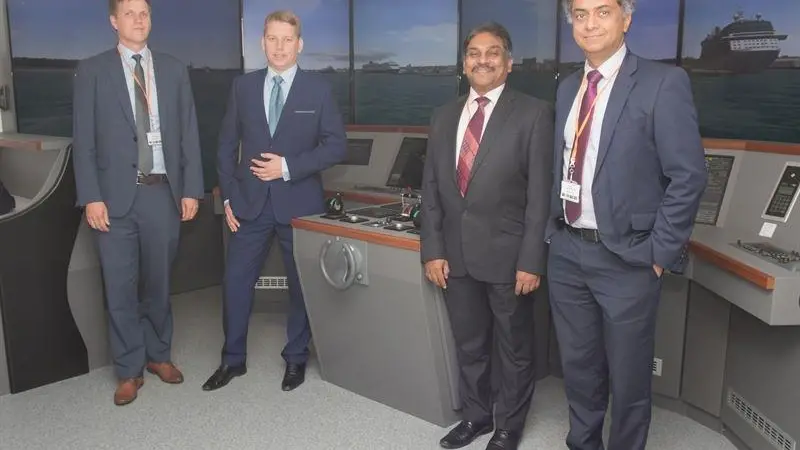 Wärtsilä and Warsash staff
