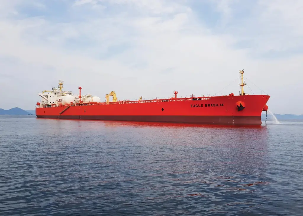 Dual-fuel Aframax tanker 'Eagle Brasilia' is set for Shell charter (credit: AET)