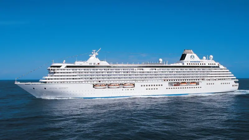 THe 'Crystal Serenity' docks at Lloyd Werft Bremerhaven (credit: LWB/Genting)