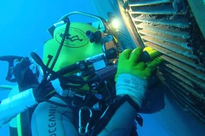 Underwater work
