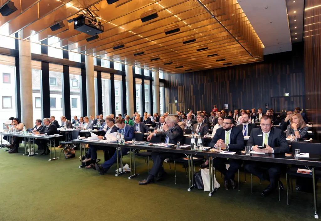 00_86439_Audience-PFF