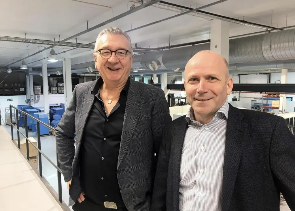 (l-r) Executive vice-president of NES, Tor Leif Mongstad and chief operating officer and deputy managing director of NES, Odd Gunnar Kleppe Photo: Havyard