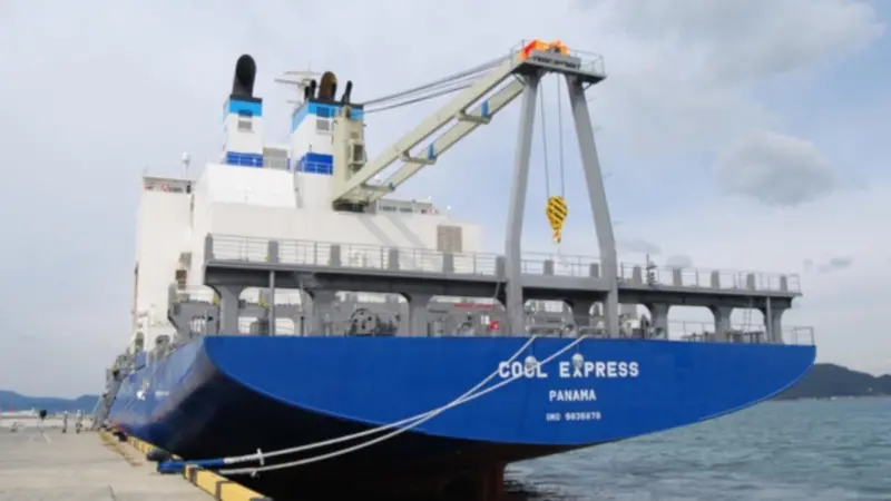 Cool Express marries container slots with record underdeck reefer cargo capacity (photo courtesy of Shikoku Dockyard).