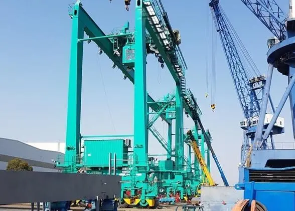Hybrid RTG port cranes