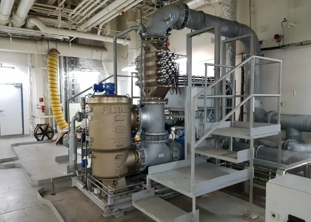 Under the terms of the fleet agreement between DFDS and DESMI, a few vessels will be retrofitted with CompactClean 750 systems, similar to the installation pictured. (Photo credit: DESMI).