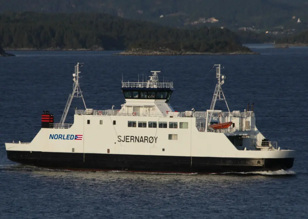 The current ferry operating the Finnøy connection outside Stavanger, Norway. Norled intends to replace the ferry with a hydrogen fuel cell powered vessel.