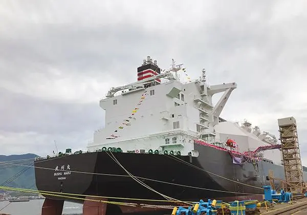 Refined Moss-type LNG tanker: Bushu Maru, the latest in the Sayaringo STaGE series from Mitsubishi (photo: MHI).