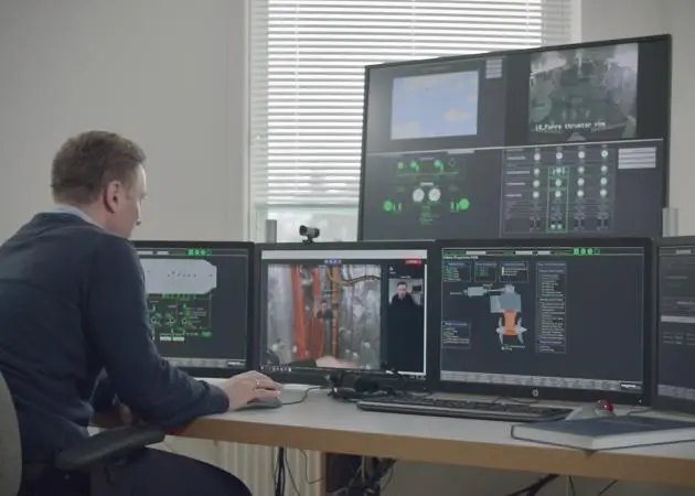 Kim Gunnar Jensen, project engineer at Fjord1, at the shore-based engine control centre used in the ROMAS project Photo: Fjord1