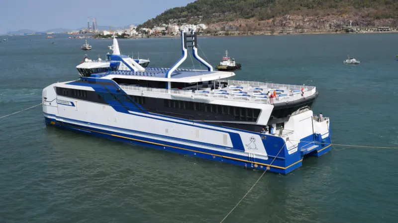 A pair of Rederij Doeksen ferries are being powered by MTU's Series 4000 16-cylinder single-fuel gas engines