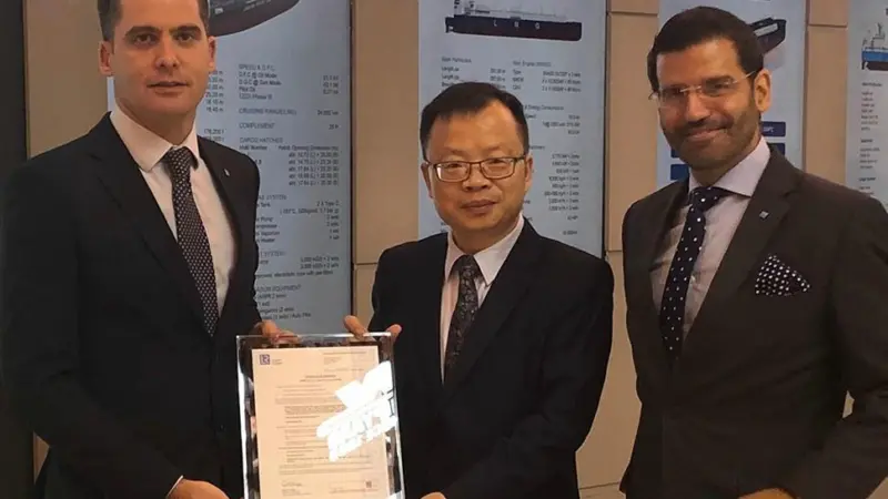 LR awards Jiangnan AiP for the design of its new VLGC Photo: Lloyd's Register