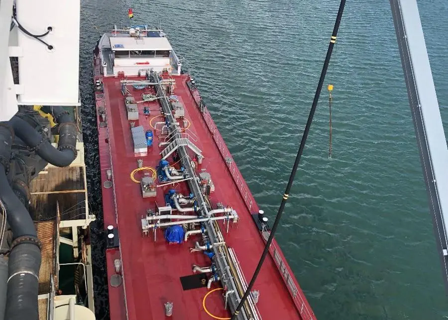 First bunkering with BunkerTrace is completed in the Netherlands Photo: BunkerTrace