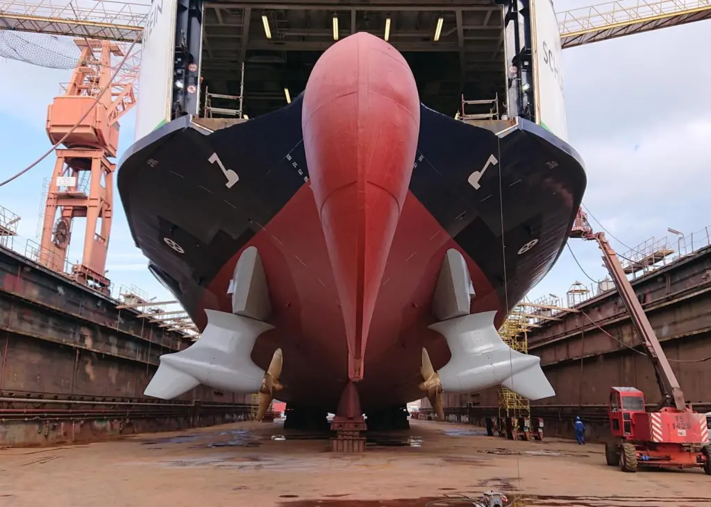 Thruster exchange on Scandlines Schleswig-Holstein – first of four such conversions for Remontova.a