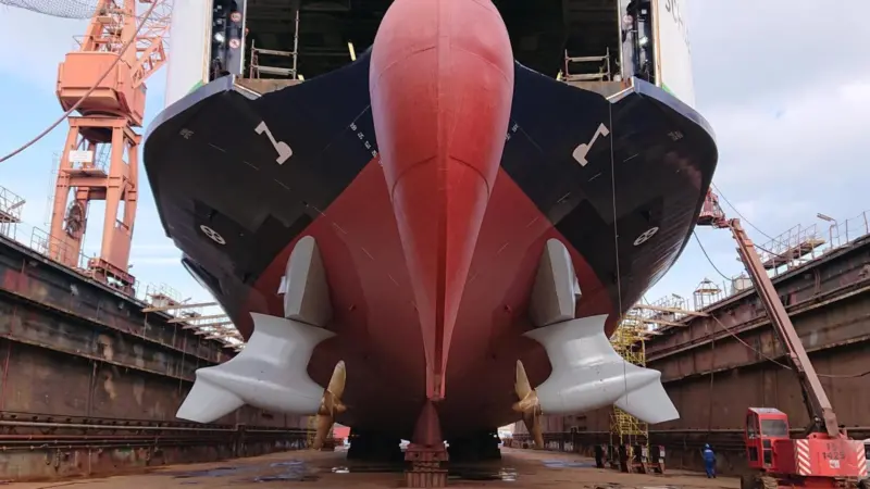 Thruster exchange on Scandlines Schleswig-Holstein – first of four such conversions for Remontova.a
