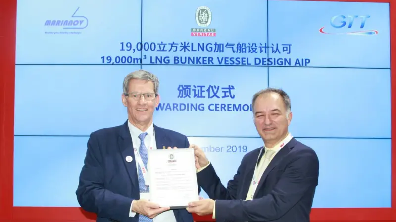 Claude Maillot, Senior Vice President, Bureau Veritas and Arthur Barret, Marinnov Founder and Managing Director at the AiP award in Shanghai on 4 December.