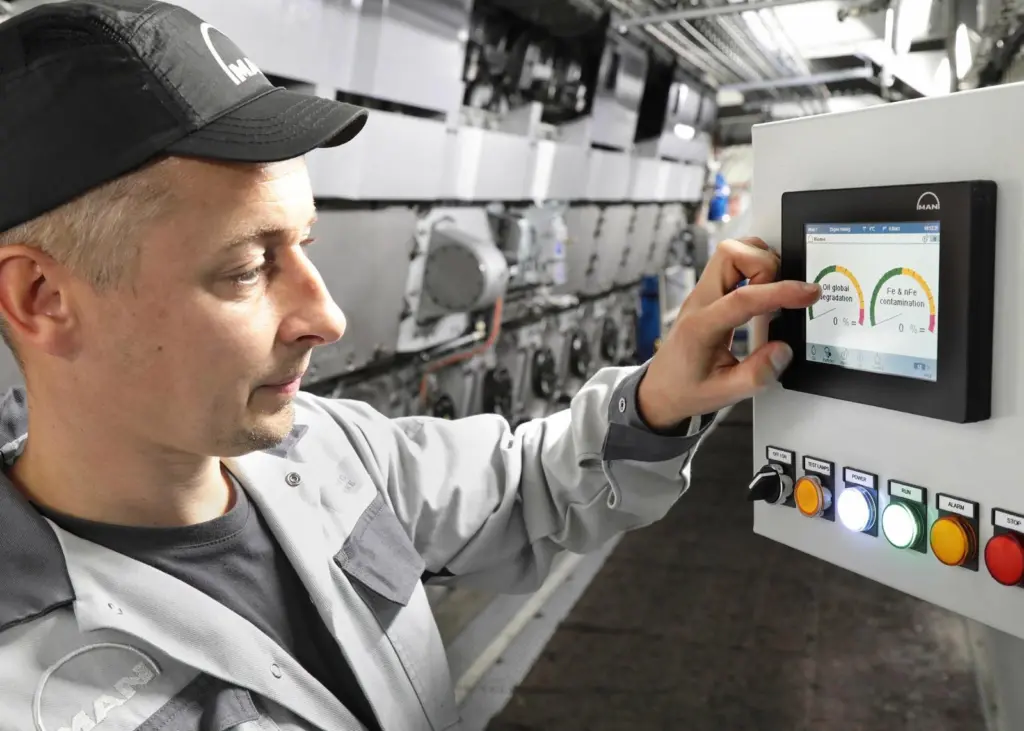 MAN Energy Solutions has developed a lube oil fluid monitor Credit: MAN