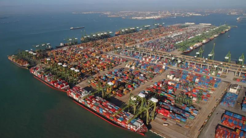 The port of Singapore's container throughput reached 3.18m TEU in January 2020 before the effects of Covid-19 began to be felt.