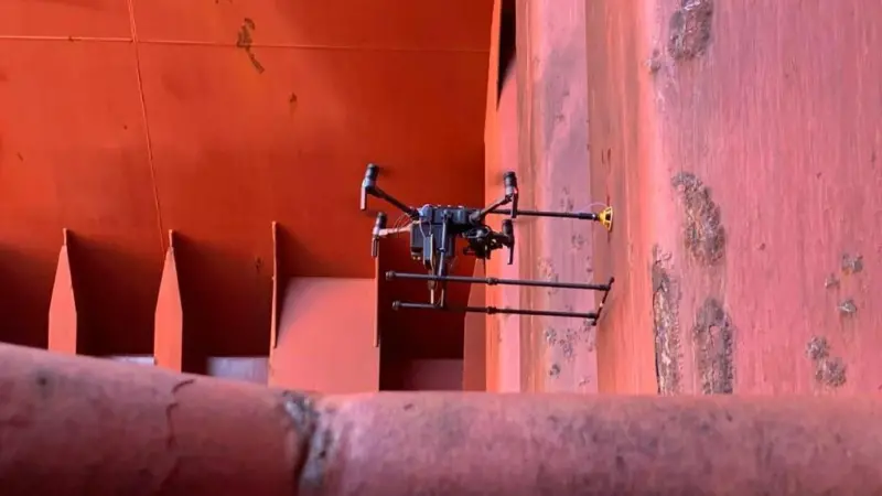Airborne drone conducting ultrasonic thickness measurements inside the hold of a bulk carrier Photo: Bureau Veritas