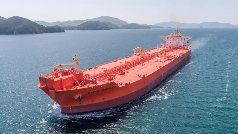 Eagle Petrolina was delivered to AET at Samsung Heavy Industries on 22 May.