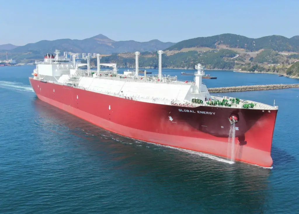 The Global Energy, a dual-fuel 173,400 cbm LNG carrier, was delivered from DSME to Nakilat on 21 May. (Image courtesy of QatasGas)