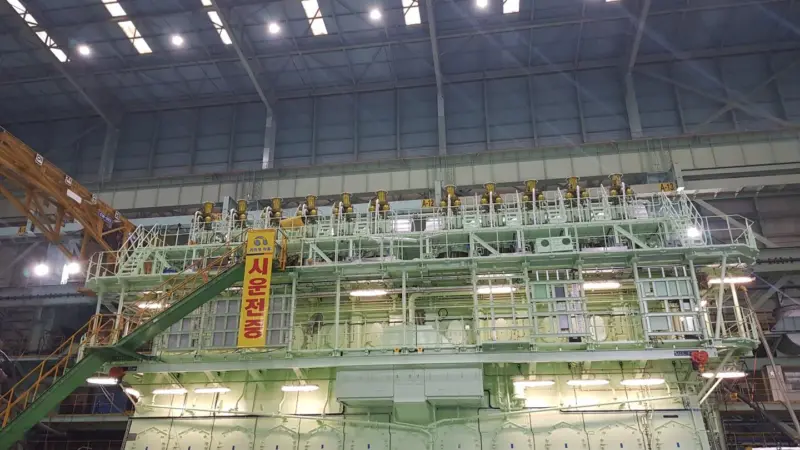 The latest G95ME-C10.6 LL-SEQ engine type features an incremental improvement in fuel consumption in the low load range compared with G95ME-C10.5 engines (pictured).