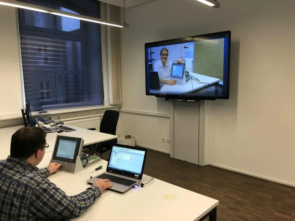 Remote technical training at PrimeServ Academy in Augsburg in May 2020. (Image courtesy of MAN ES)