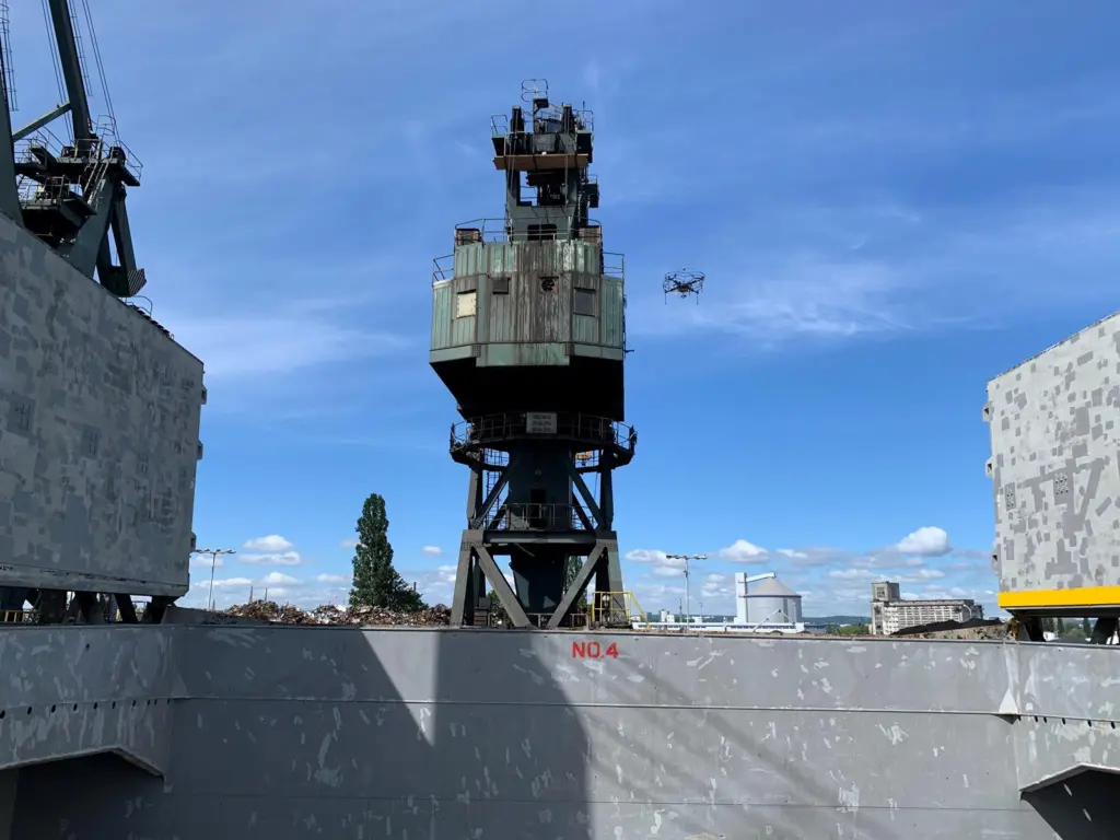The survey was monitored remotely by representatives of LISCR, which has recently approved RINA’s remote inspection technology for Liberian flagged vessels.