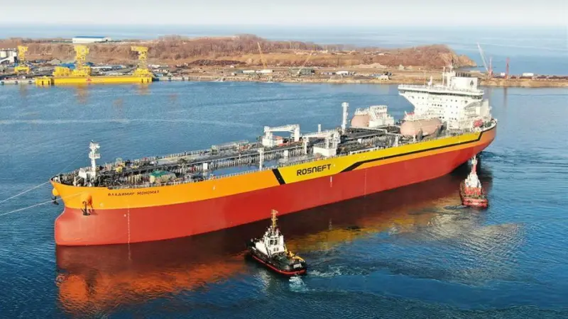 Russian aspirations being realised: first Aframax tanker from the Zvezda yard. (credit: Zvezda).