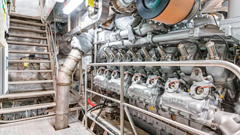 The vessel features twin 1,492kW 16-cylinder MTU pure gas engines.