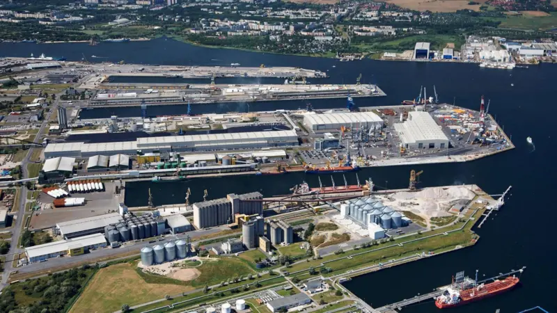 Rostock – plenty of room for planned new hydrogen facility. (Photo: Rostock Port –Nordlicht)