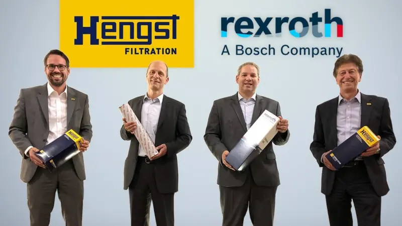 Christopher Heine, CEO Hengst; Uwe Thiedemann, Werkleiter Bosch Rexroth filtration Ketsch; Volker Schiek, senior vice president Bosch Rexroth and Volker Plücker, group vice president filtration for industry & environment Hengst Photo: Hengst