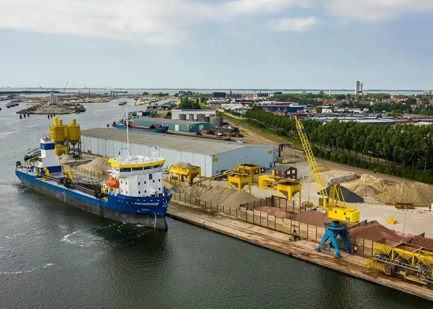 Harvester of marine aggregate, the Dutch-built Anchorage.(credit: Thecla Bodewes).