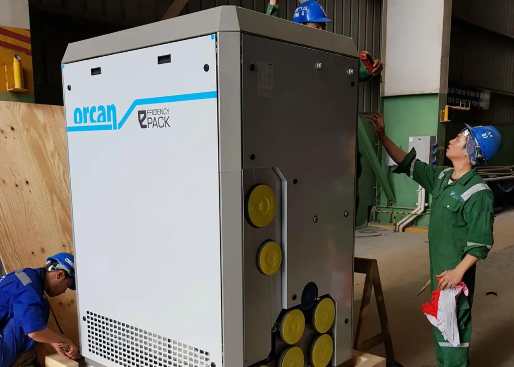 Orcan’s efficiency PACK being installed aboard Reederei Doeksen's passenger ferry.