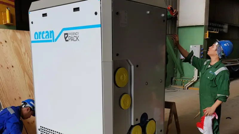 Orcan’s efficiency PACK being installed aboard Reederei Doeksen's passenger ferry.