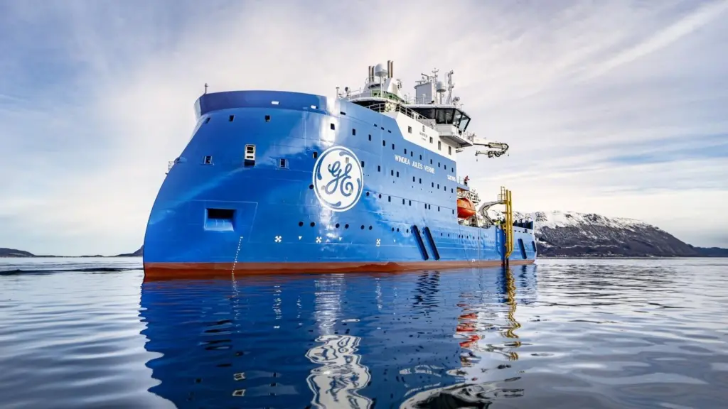 Windea Jules Verne is the first hybrid SOV for Bernhard Schulte. Photo Ulstein.