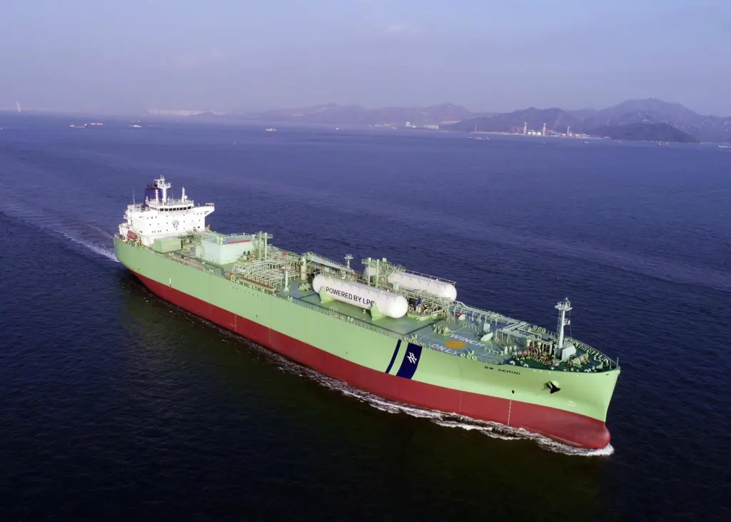 The conversion of the main engine of BW LPG's BW Gemini to a dual-fuel type capable of operating on fuel oil and LPG is the world's first LPG retrofit. (picture courtesy BW LPG)