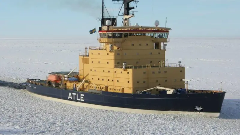 Time-served: Swedish icebreaker Atle, built at Helsinki in 1974. (Image courtesy of Aker Arctic).