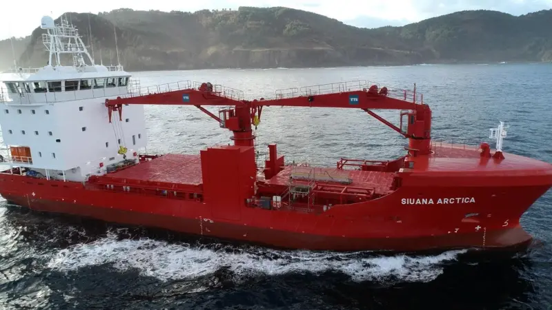 Siuana Arctica on trials off the Spanish coast.(credit: Astilleros Zamakona).